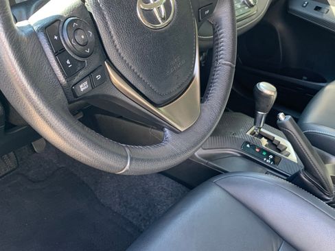 Used 2013 Toyota RAV4 Limited AWD/4WD image 12