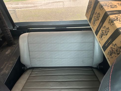 Used 1995 Jeep Wrangler Rio Grande AWD/4WD image 9