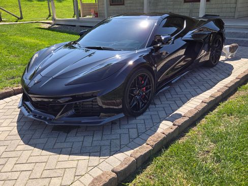 Used 2023 Chevrolet Corvette Z06 w/ Engine Appearance Package image 13