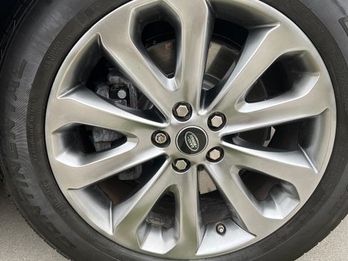 Used 2017 Land Rover Range Rover AWD/4WD image 18