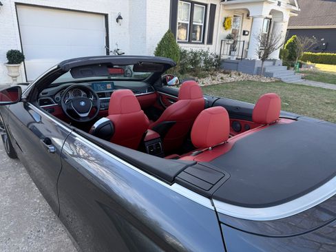Used 2020 BMW 440i xDrive Convertible w/ Convenience Package image 17
