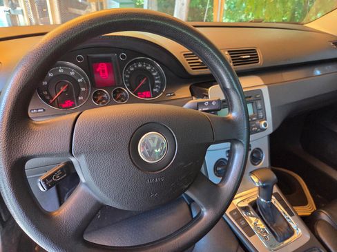 Used 2006 Volkswagen Passat 3.6 image 8
