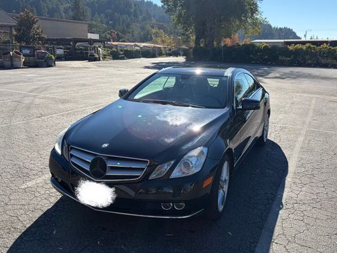 Used 2011 Mercedes-Benz E 350 Coupe image 2