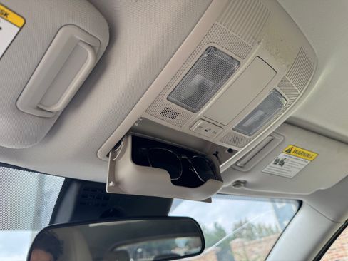 Used 2019 MAZDA CX-5 Touring image 25