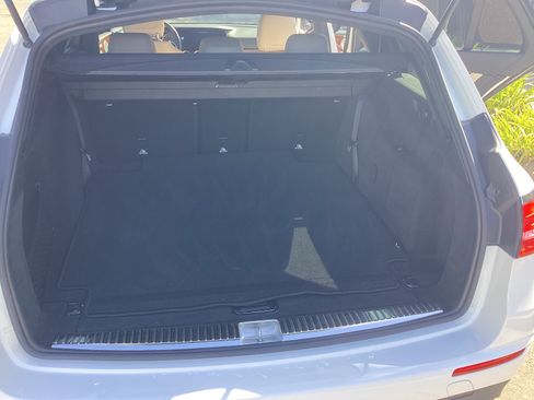 Used 2019 Mercedes-Benz E 450 4MATIC Wagon image 12