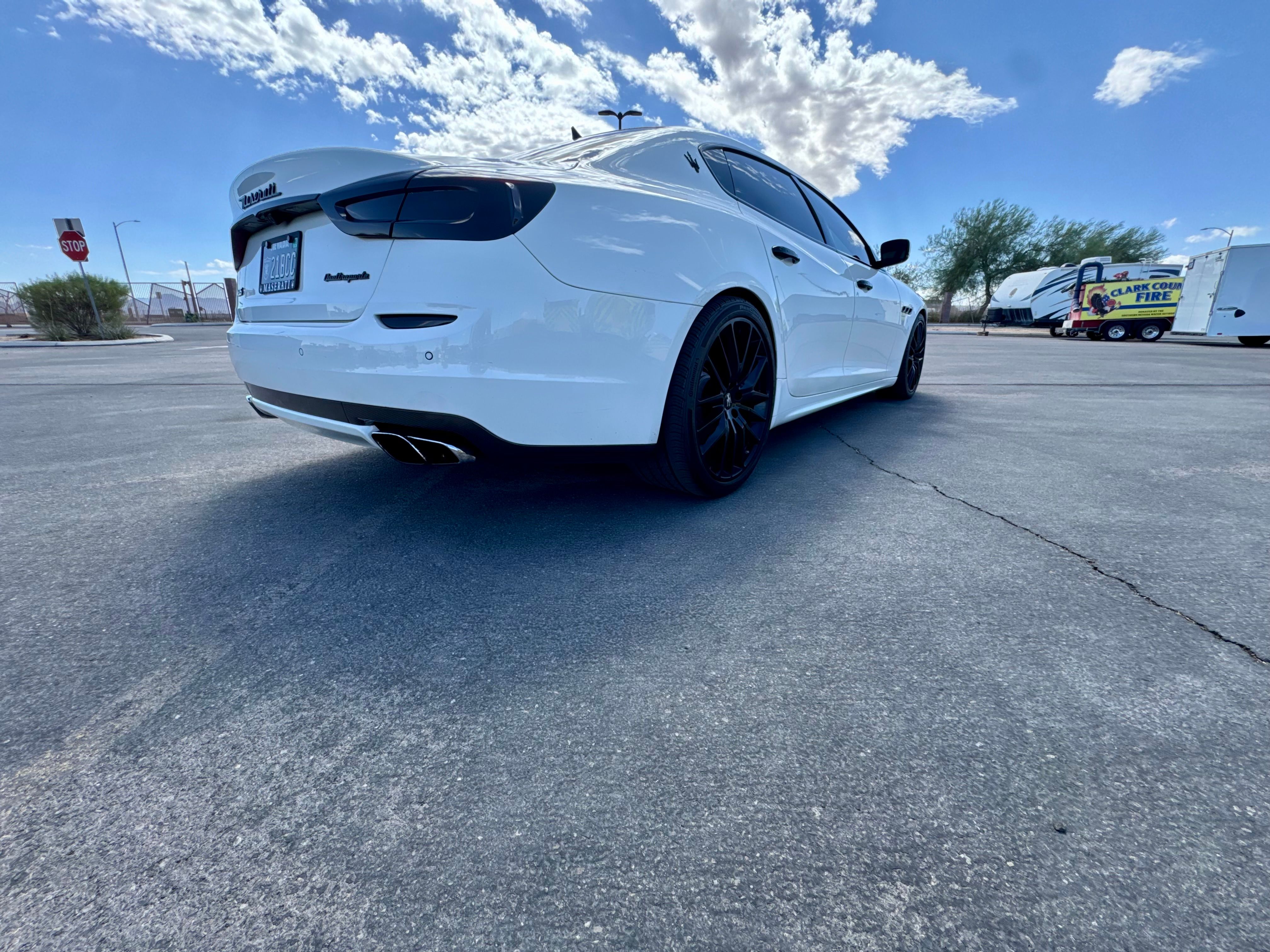Used 2014 Maserati Quattroporte GTS RWD image 9