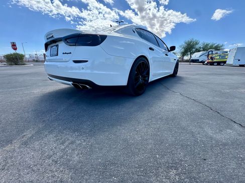 Used 2014 Maserati Quattroporte GTS RWD image 9