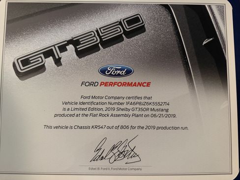 Used 2019 Ford Mustang Shelby GT350R w/ GT350R Equipment Group 920A RWD image 29