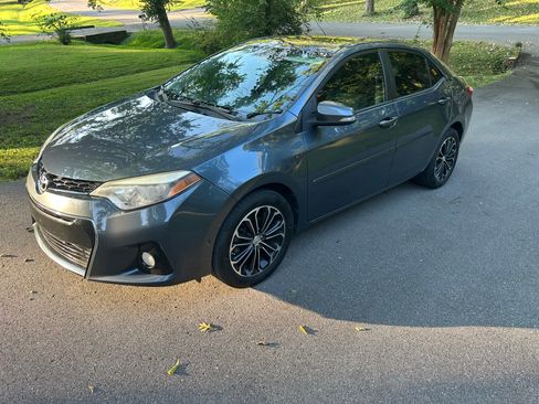 Used 2015 Toyota Corolla S w/ Driver Convenience Package FWD image 4