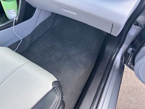 Used 2011 Honda CR-Z EX image 10