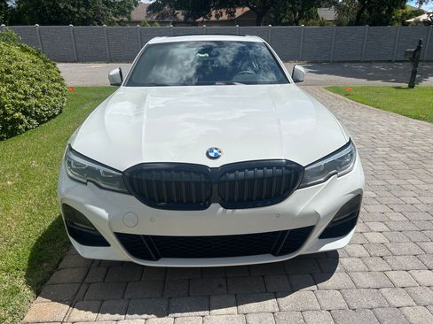 Used 2020 BMW 330i Sedan w/ M Sport Package RWD image 2