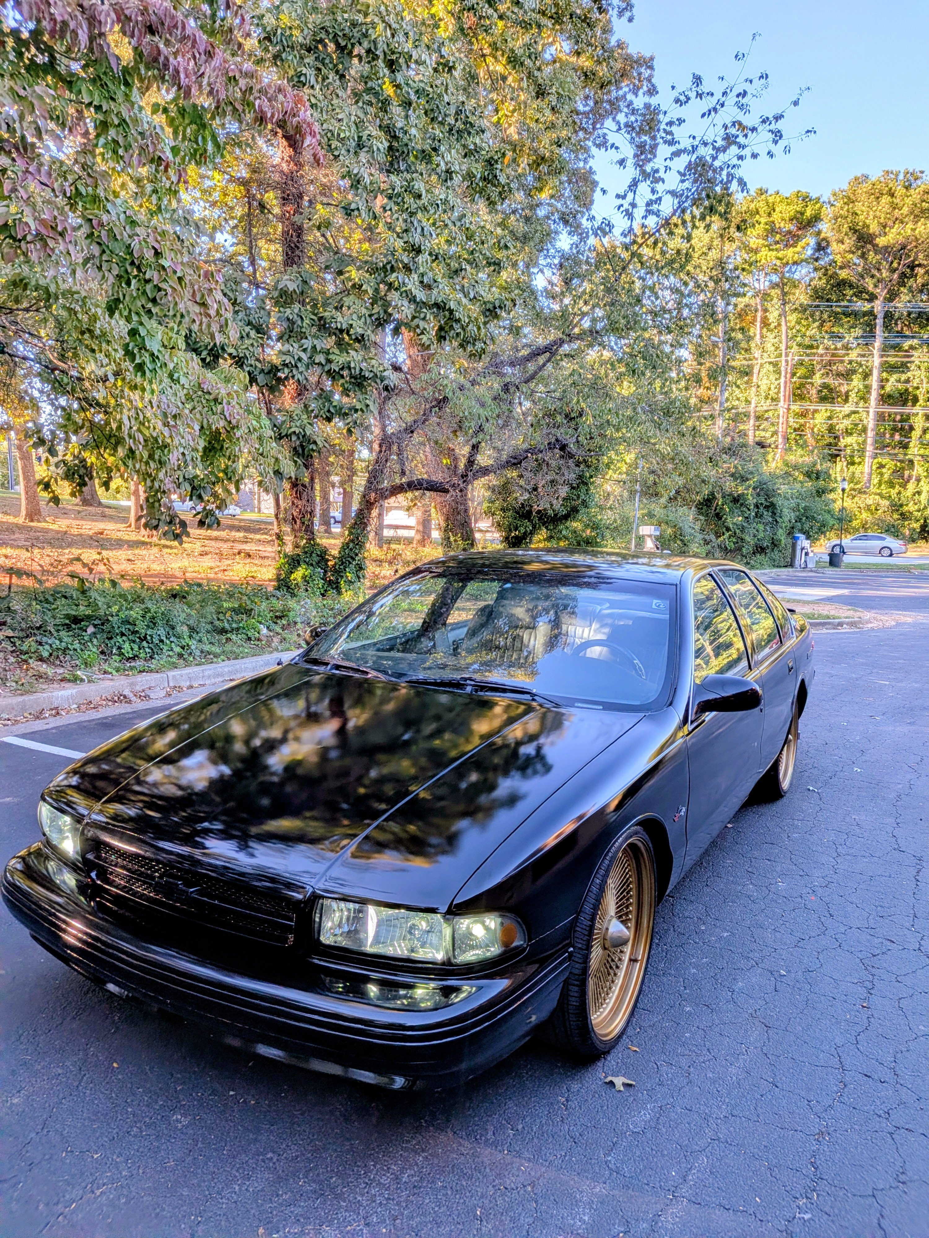 Used 1996 Chevrolet Impala SS RWD image 2