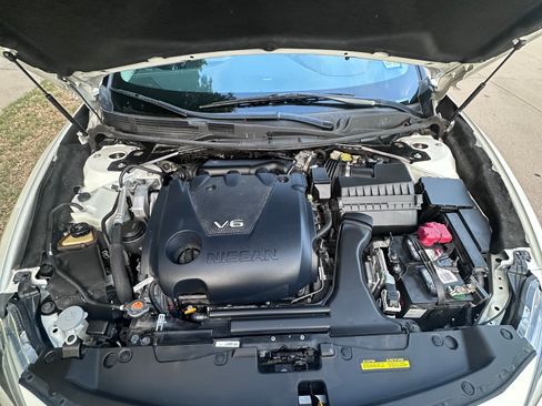Used 2016 Nissan Maxima Platinum FWD image 19