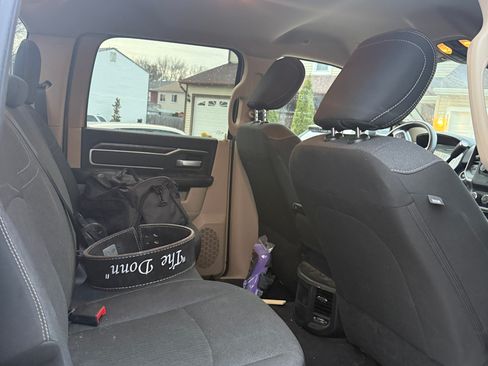 Used 2019 RAM 2500 Big Horn w/ Cold Weather Group image 14