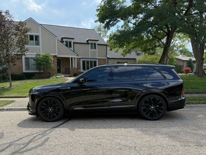 Used 2026 Cadillac Vistiq Platinum