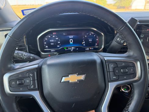 Used 2024 Chevrolet Silverado 2500 LT w/ Convenience Package AWD/4WD image 14
