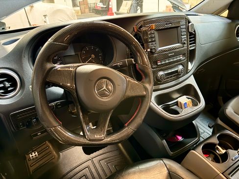 Used 2016 Mercedes-Benz Metris Passenger image 15