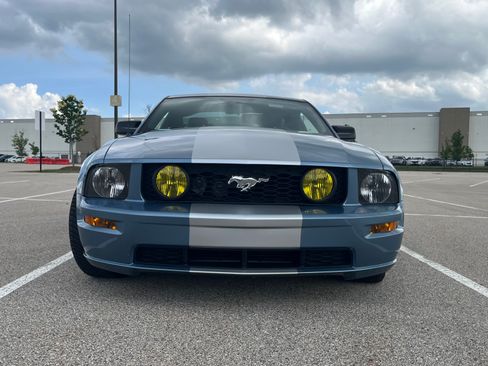 Used 2005 Ford Mustang GT Premium RWD image 13