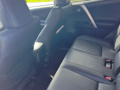 Used 2017 Toyota RAV4 Limited image 22