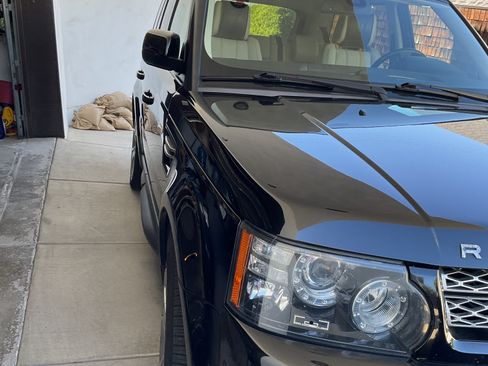 Used 2012 Land Rover Range Rover Sport HSE LUX image 12