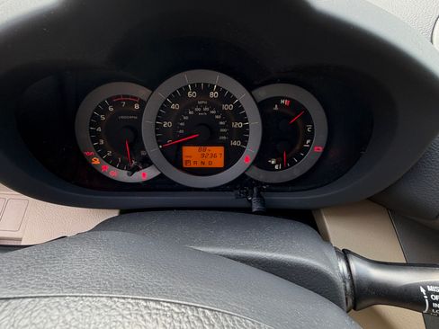 Used 2012 Toyota RAV4 FWD w/ Value Pkg image 10