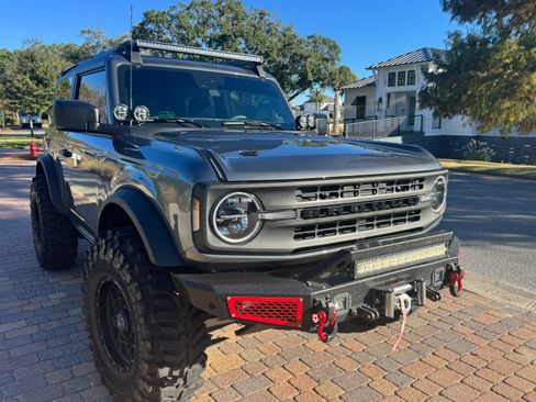Used 2023 Ford Bronco 2-Door image 5