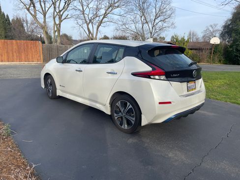Used 2019 Nissan Leaf SV Plus w/ Protection Package image 2