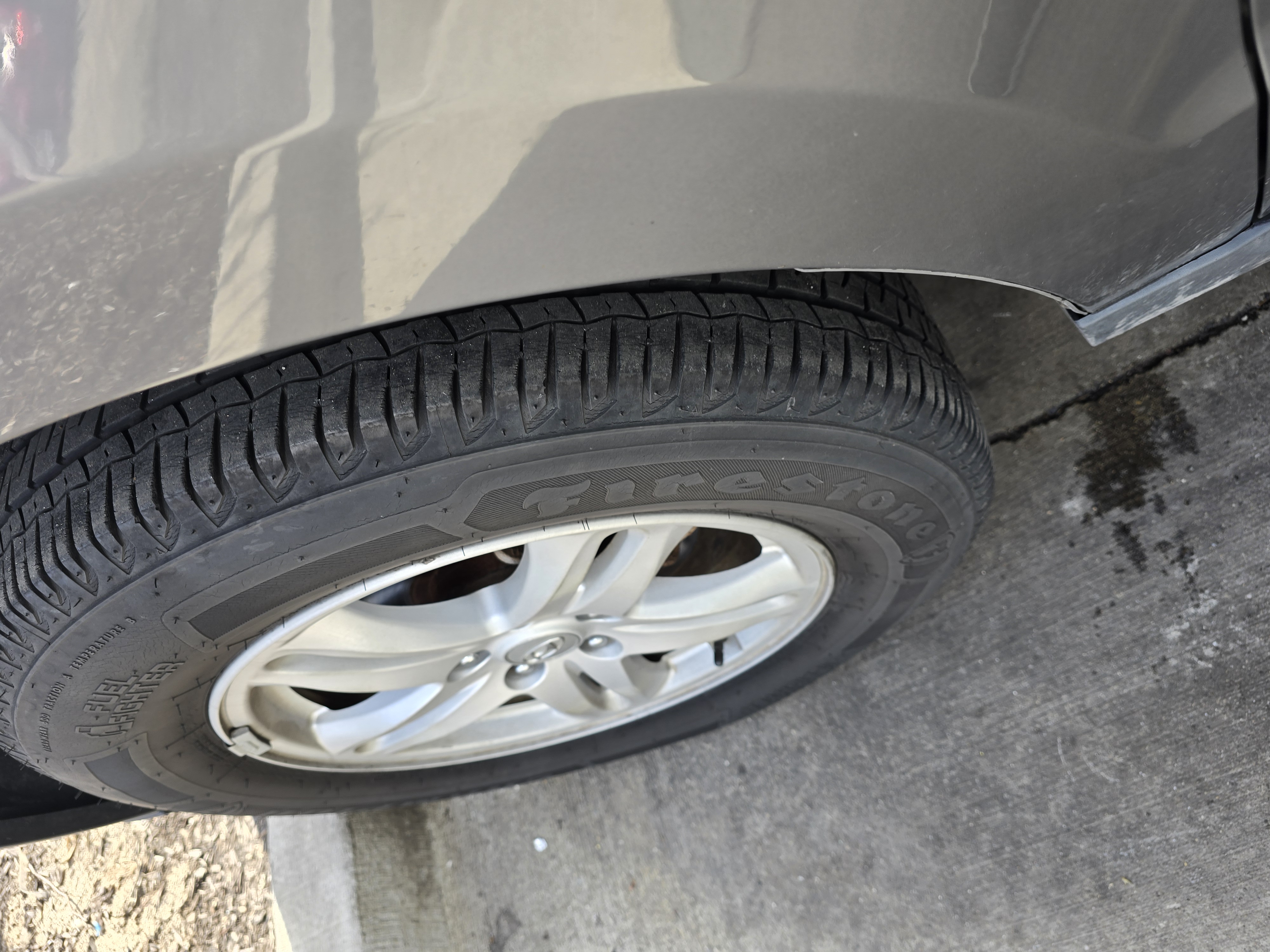 Used 2010 Hyundai Santa Fe GLS FWD image 21