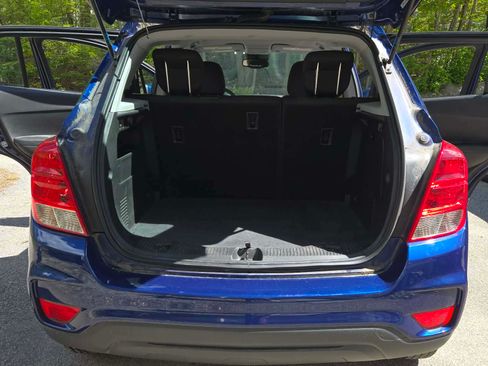 Used 2017 Chevrolet Trax LS AWD/4WD image 13