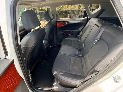 Used 2020 Kia Soul GT-Line Turbo FWD image 8