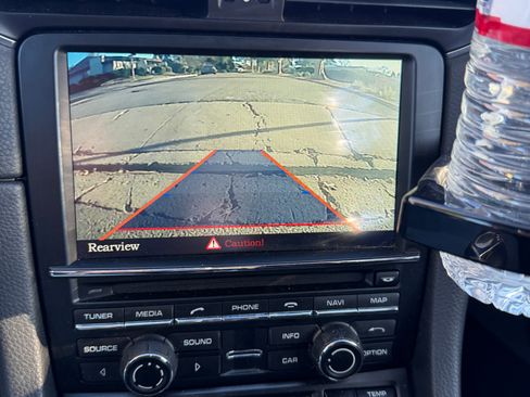 Used 2014 Porsche 911 Carrera 4 image 16