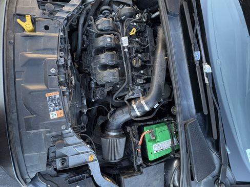 Used 2017 Ford Focus ST image 1