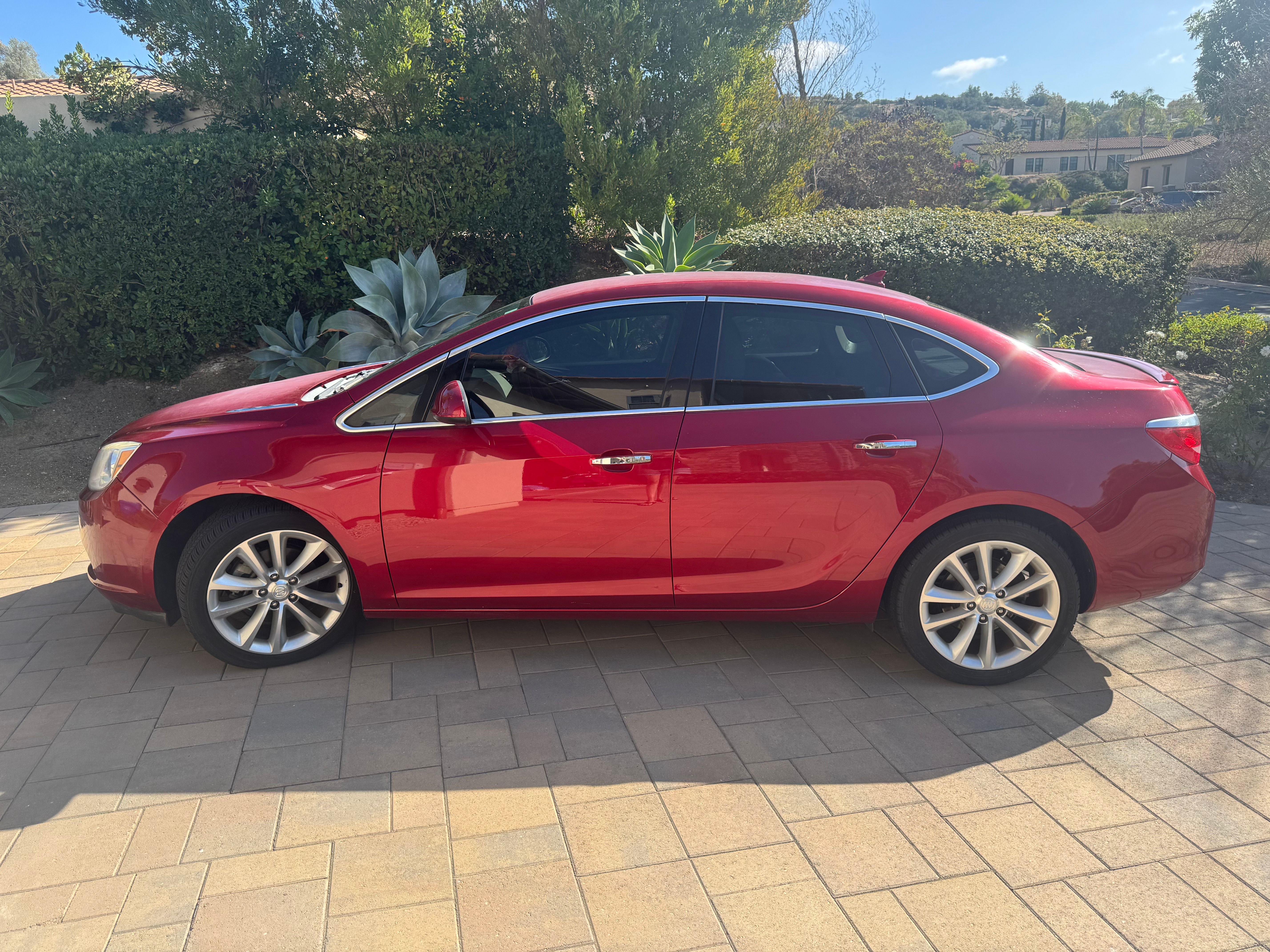Used 2014 Buick Verano Convenience FWD image 1