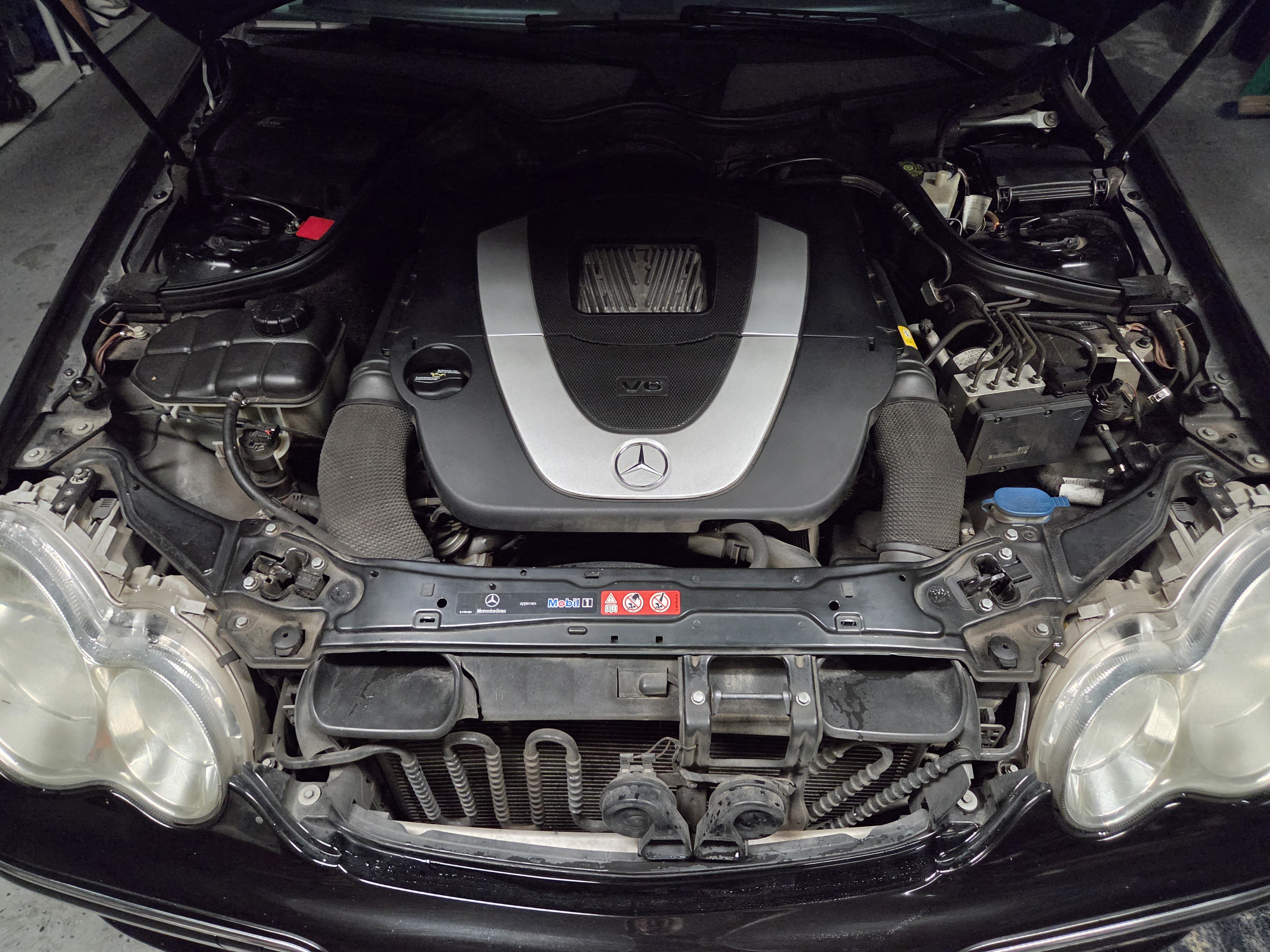 Used 2007 Mercedes-Benz C 230 Sedan image 30