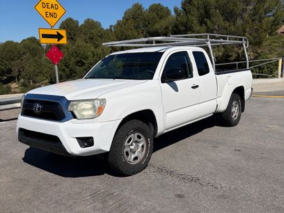 Used 2013 Toyota Tacoma 2WD Access Cab w/ SR5 Pkg