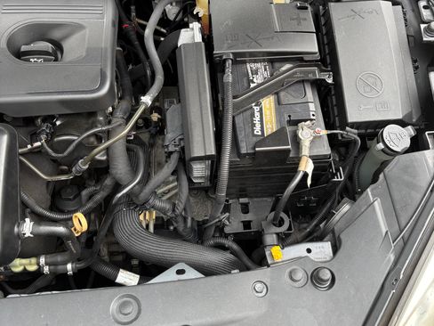 Used 2012 Buick Verano FWD image 11