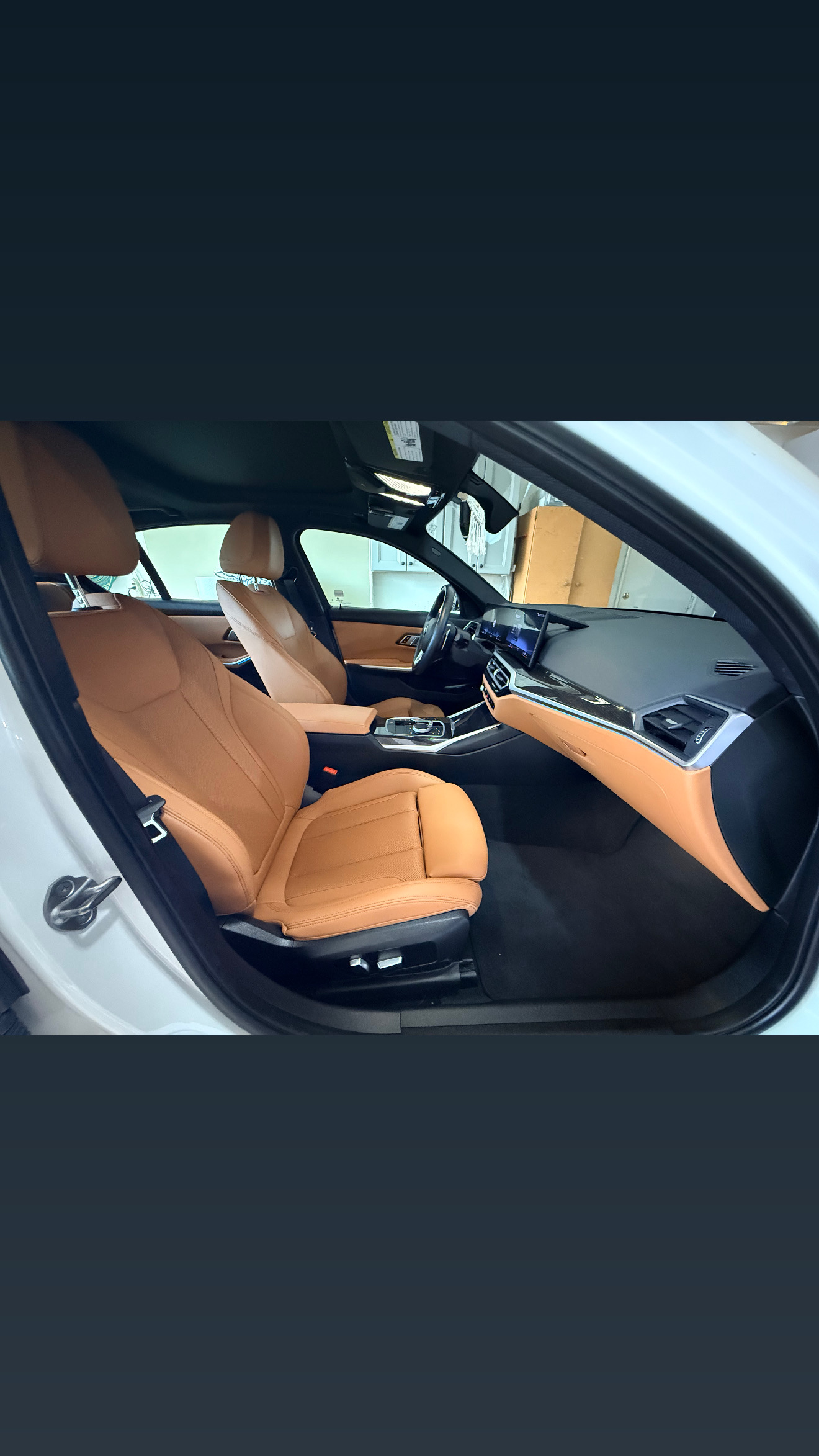 Used 2023 BMW 330i Sedan w/ Premium Package RWD image 9