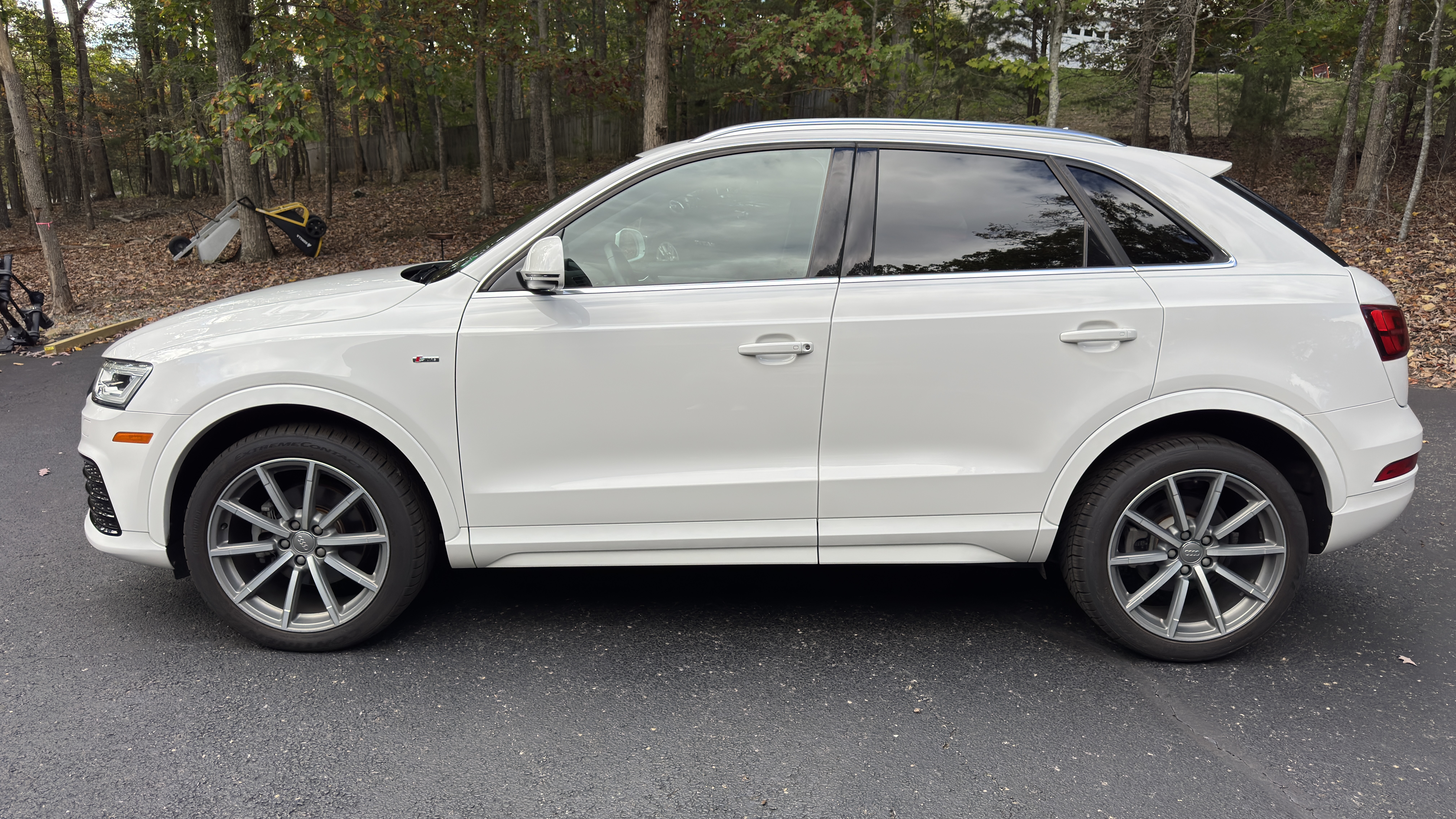 Used 2018 Audi Q3 2.0T Premium Plus w/ Premium Plus Package AWD/4WD image 18