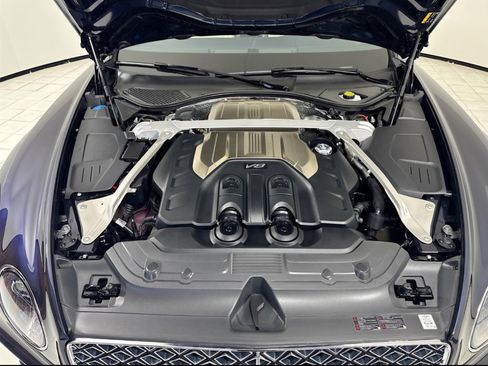 Used 2021 Bentley Continental GT V8 image 4