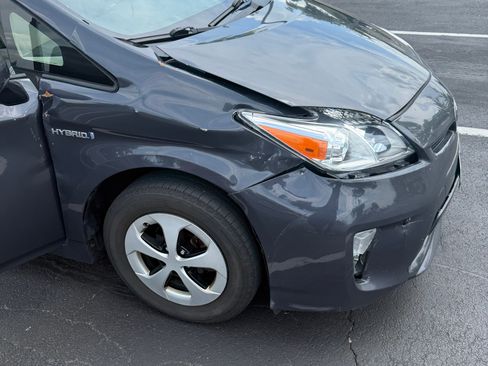 Used 2013 Toyota Prius Two image 6