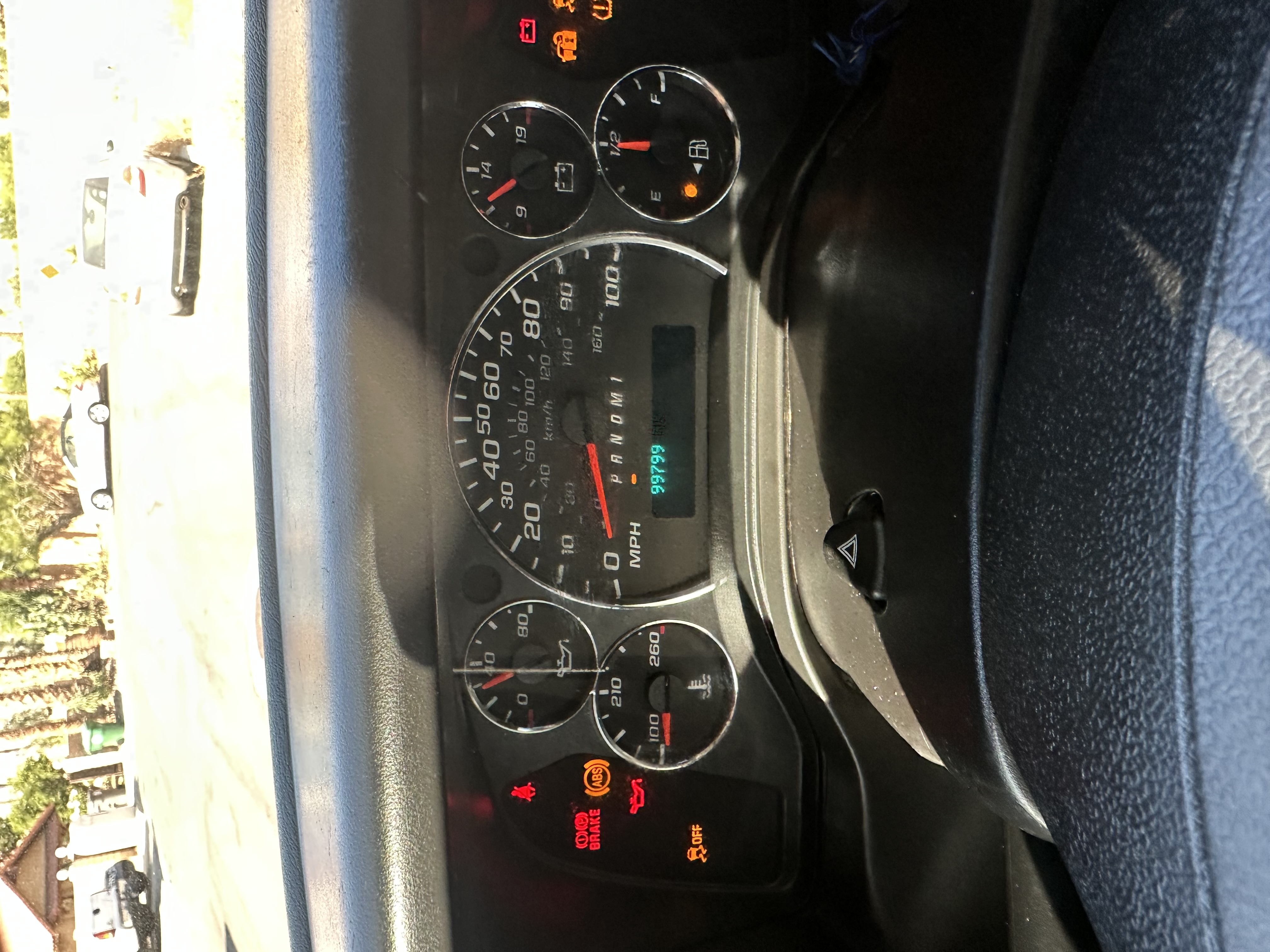 Used 2014 Chevrolet Express 2500 RWD image 2