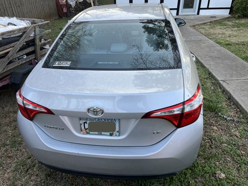 Used 2015 Toyota Corolla LE image 5