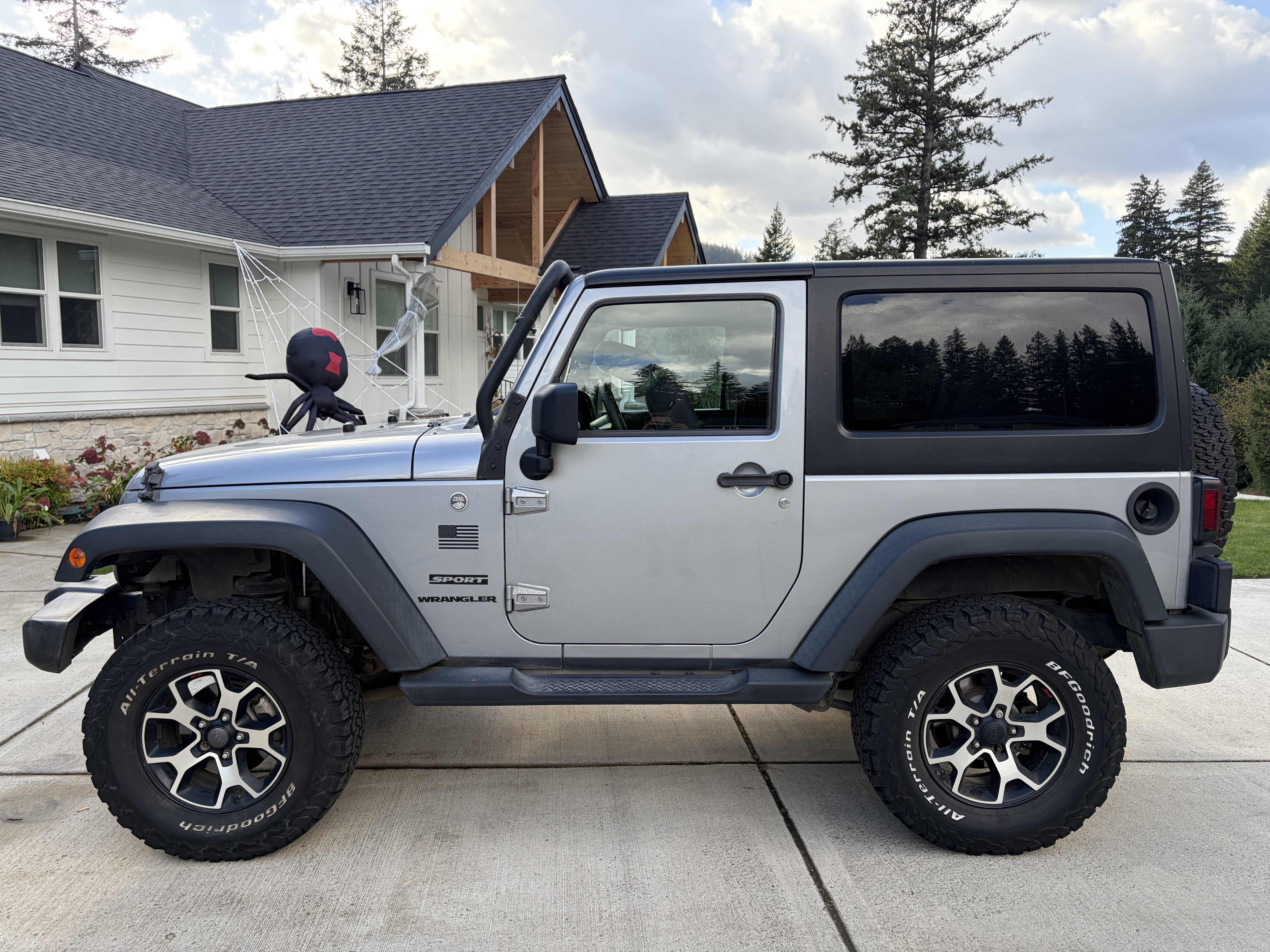 Used 2014 Jeep Wrangler Sport w/ Quick Order Package 24S AWD/4WD image 1
