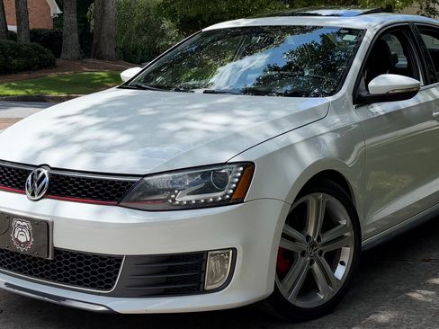 Used 2015 Volkswagen Jetta GLI SEL FWD image 1