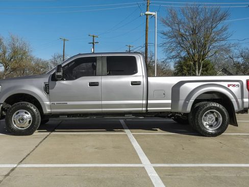 Used 2022 Ford F350 XL w/ STX Appearance Package image 4