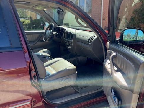 Used 2007 Toyota Sequoia Limited AWD/4WD image 10