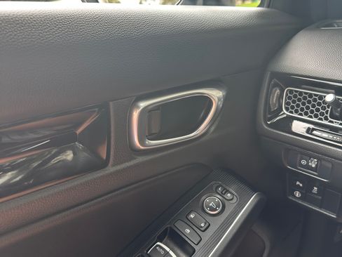 Used 2024 Honda Civic Sport Touring image 18