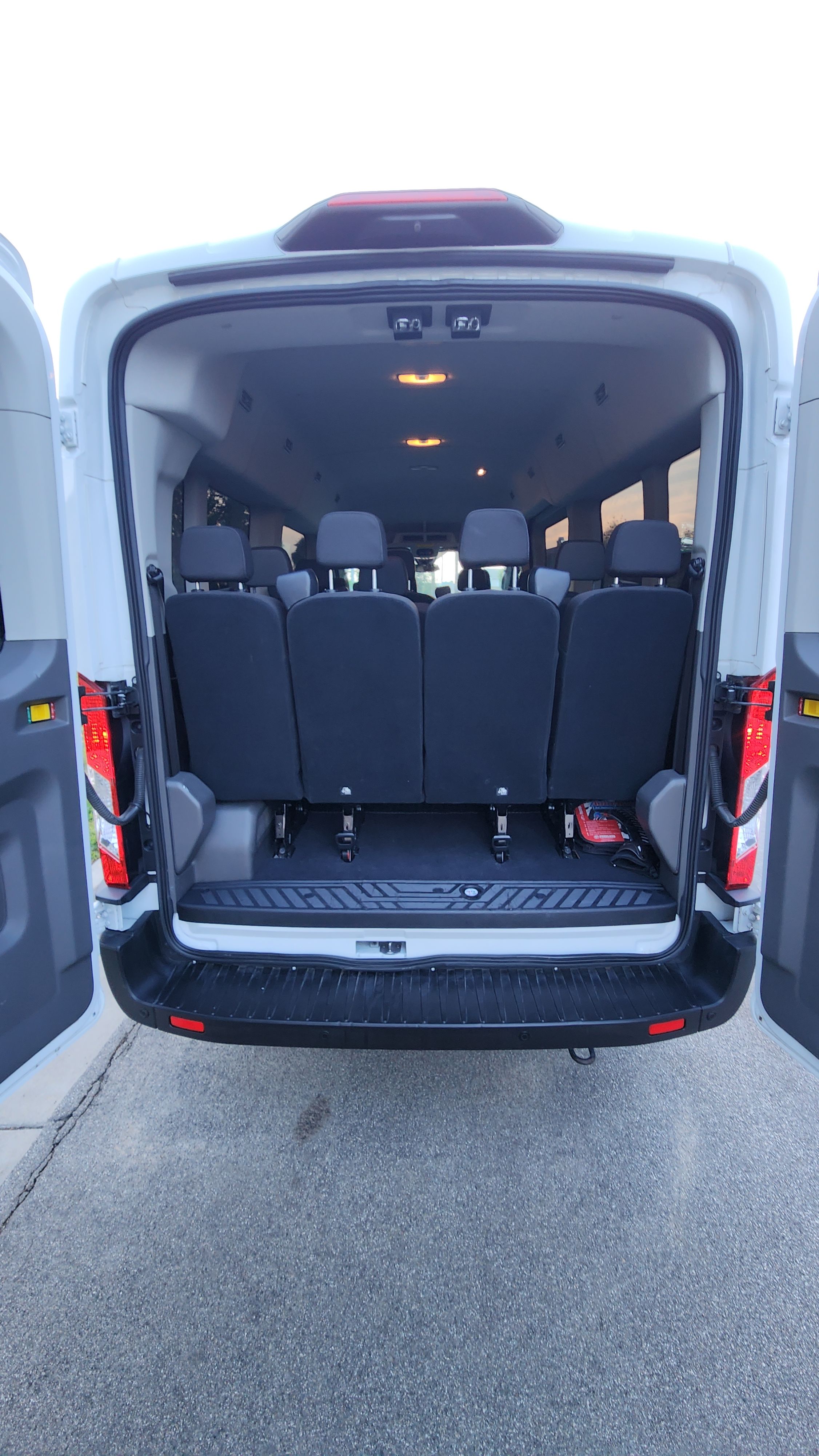 Used 2020 Ford Transit 350 XLT RWD image 20