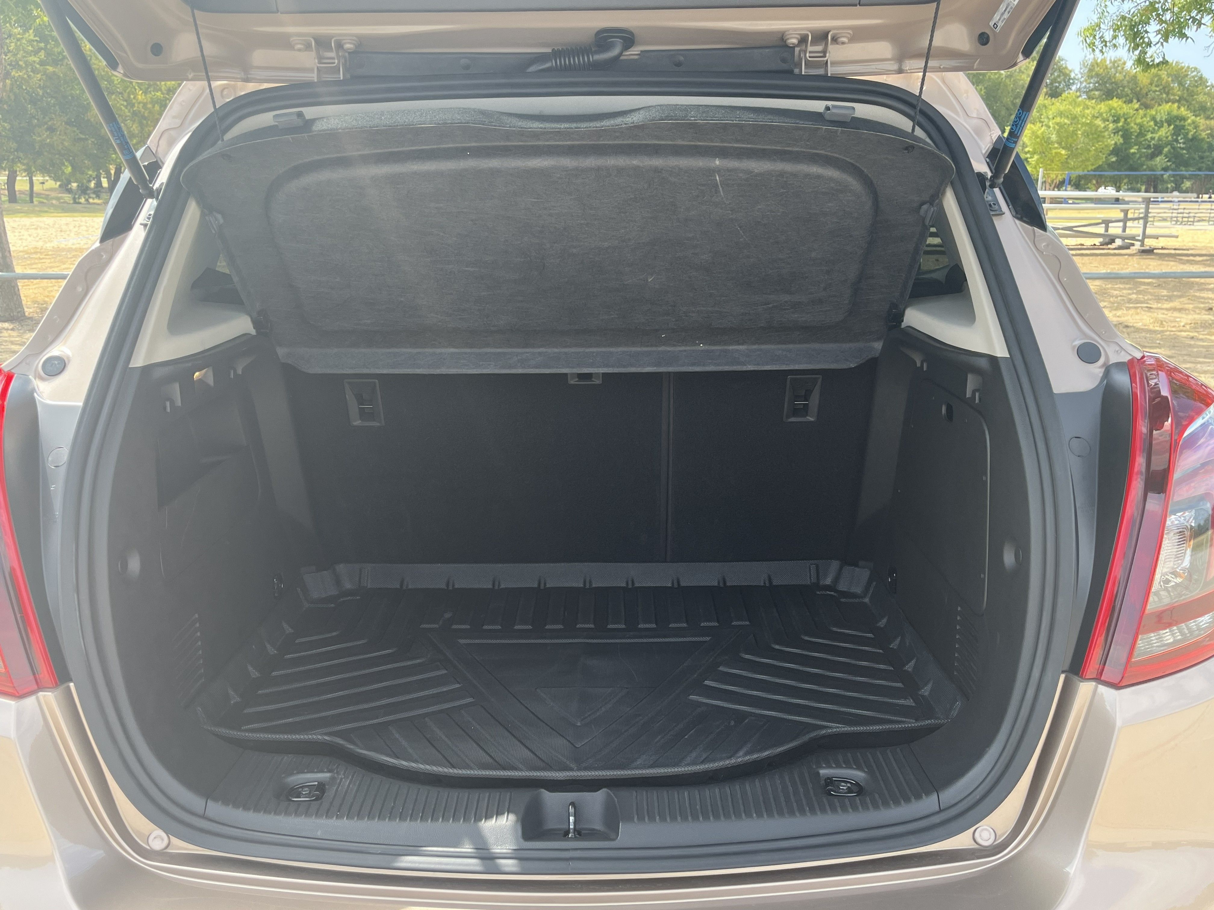 Used 2018 Buick Encore Sport Touring w/ Safety Package FWD image 6