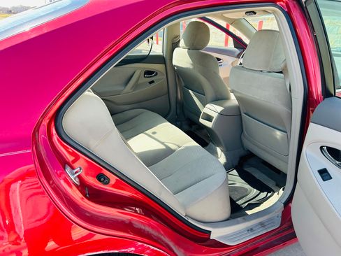 Used 2009 Toyota Camry LE image 16